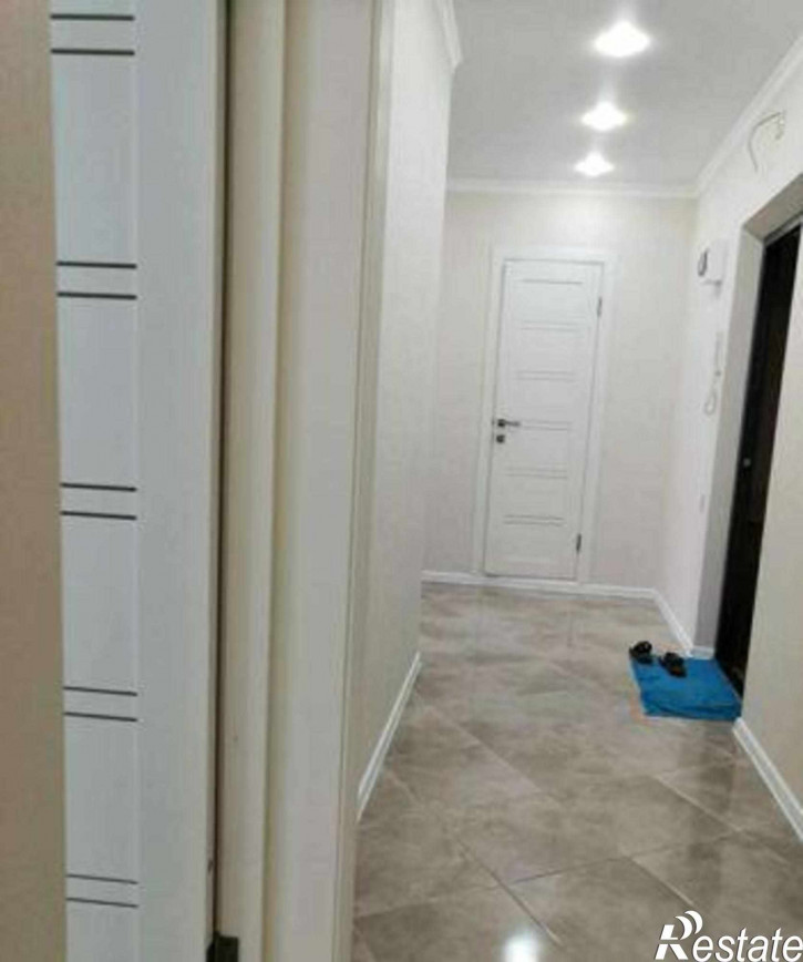 2-комн квартира проспект Космонавтов, 27