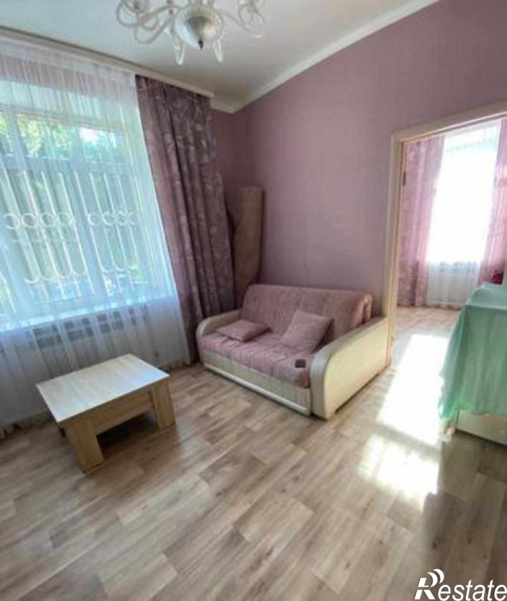 2-комн квартира Российская улица, 15