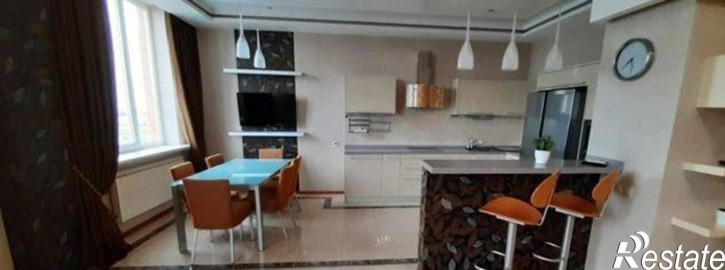 3-комн квартира улица Текучёва, 139Г