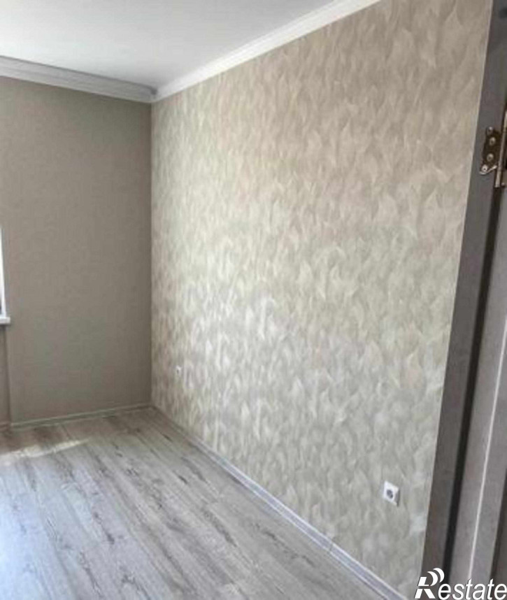 2-комн квартира улица Рыльского, 1