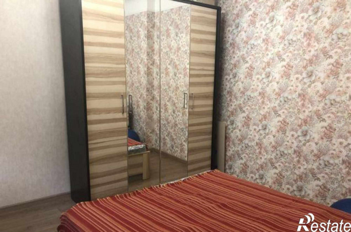 4-комн квартира улица Мечникова, 45