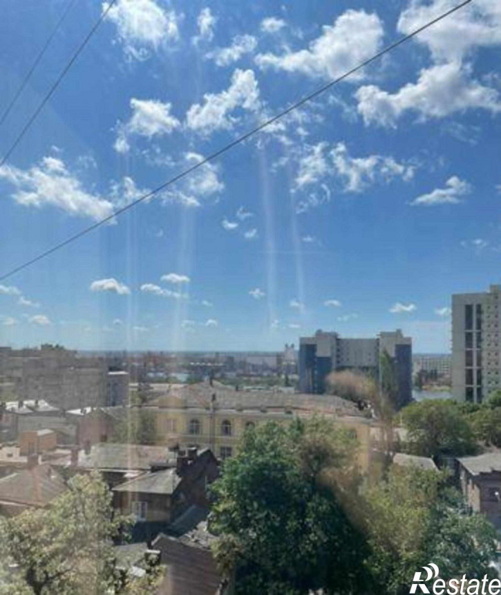 3-комн квартира улица Обороны, 43
