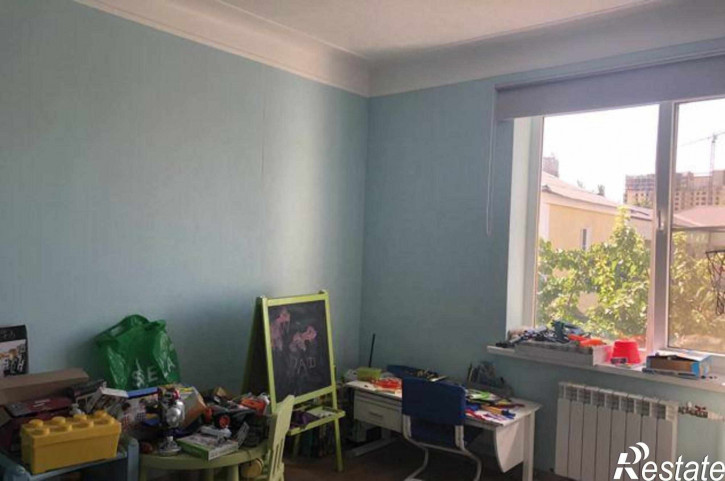 4-комн квартира улица Мечникова, 45