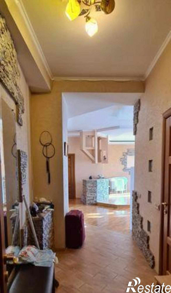 3-комн квартира улица Добровольского, 1/3