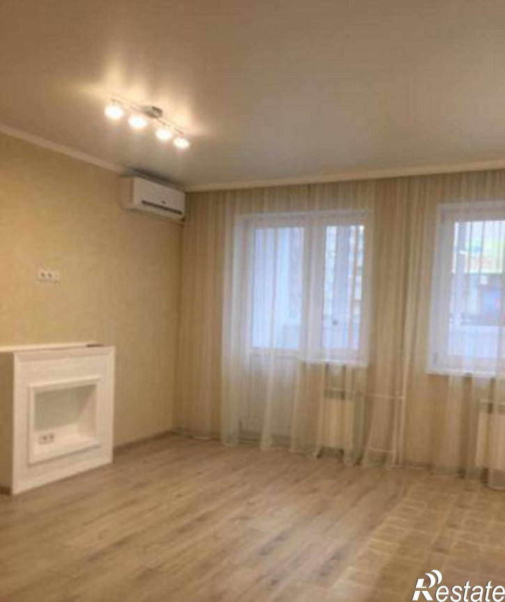 2-комн квартира улица Жмайлова, 4/2