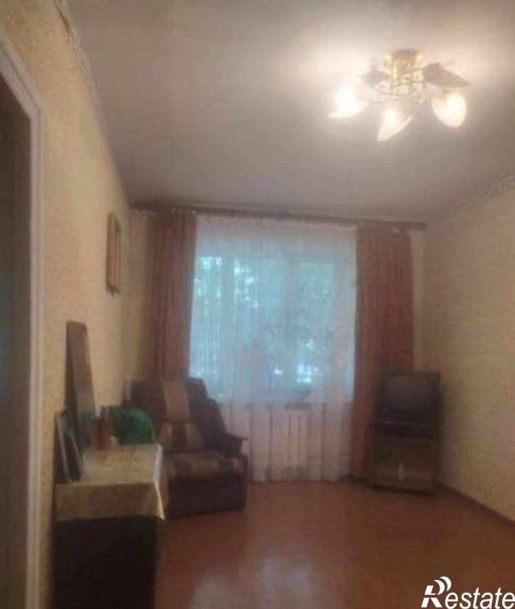 2-комн квартира улица Оганова, 3/1