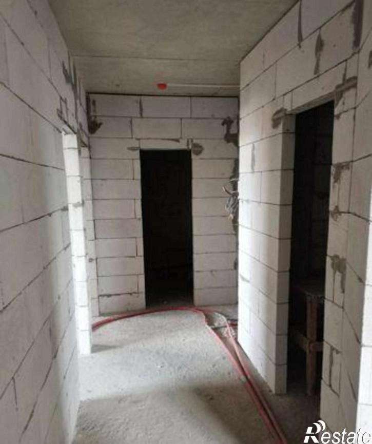3-комн квартира улица Шаповалова, 1Гс1