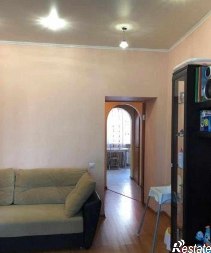 3-комн квартира улица 32-я Линия, 83