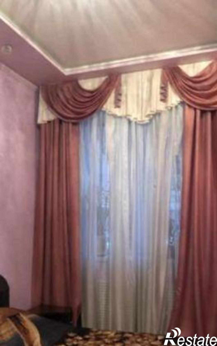 3-комн квартира улица 32-я Линия, 83