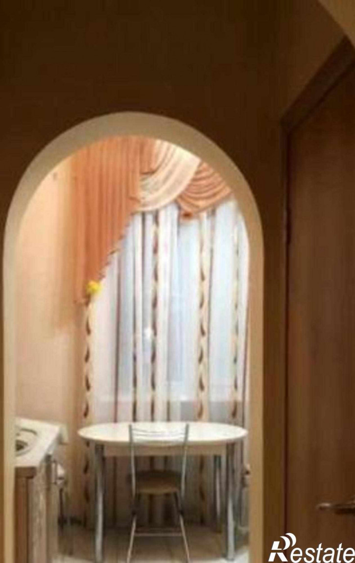3-комн квартира улица 32-я Линия, 83