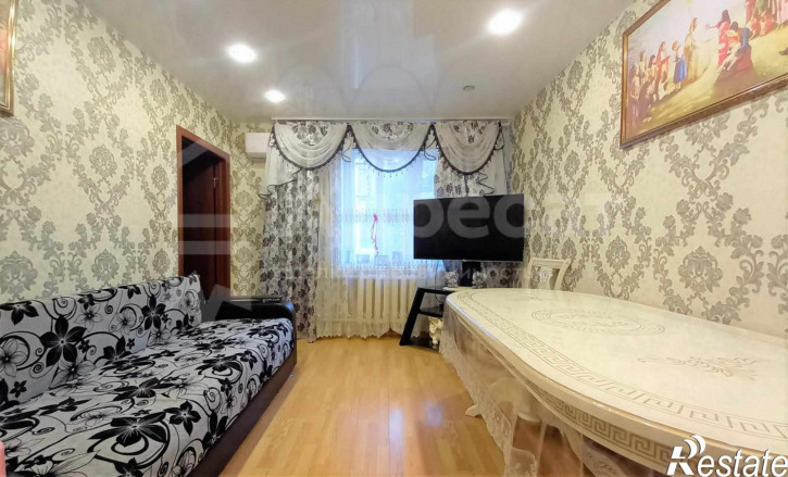 4-комн квартира ул. маршала Рыбалко,  д.8
