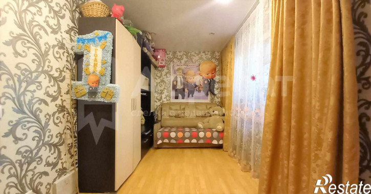4-комн квартира ул. маршала Рыбалко,  д.8