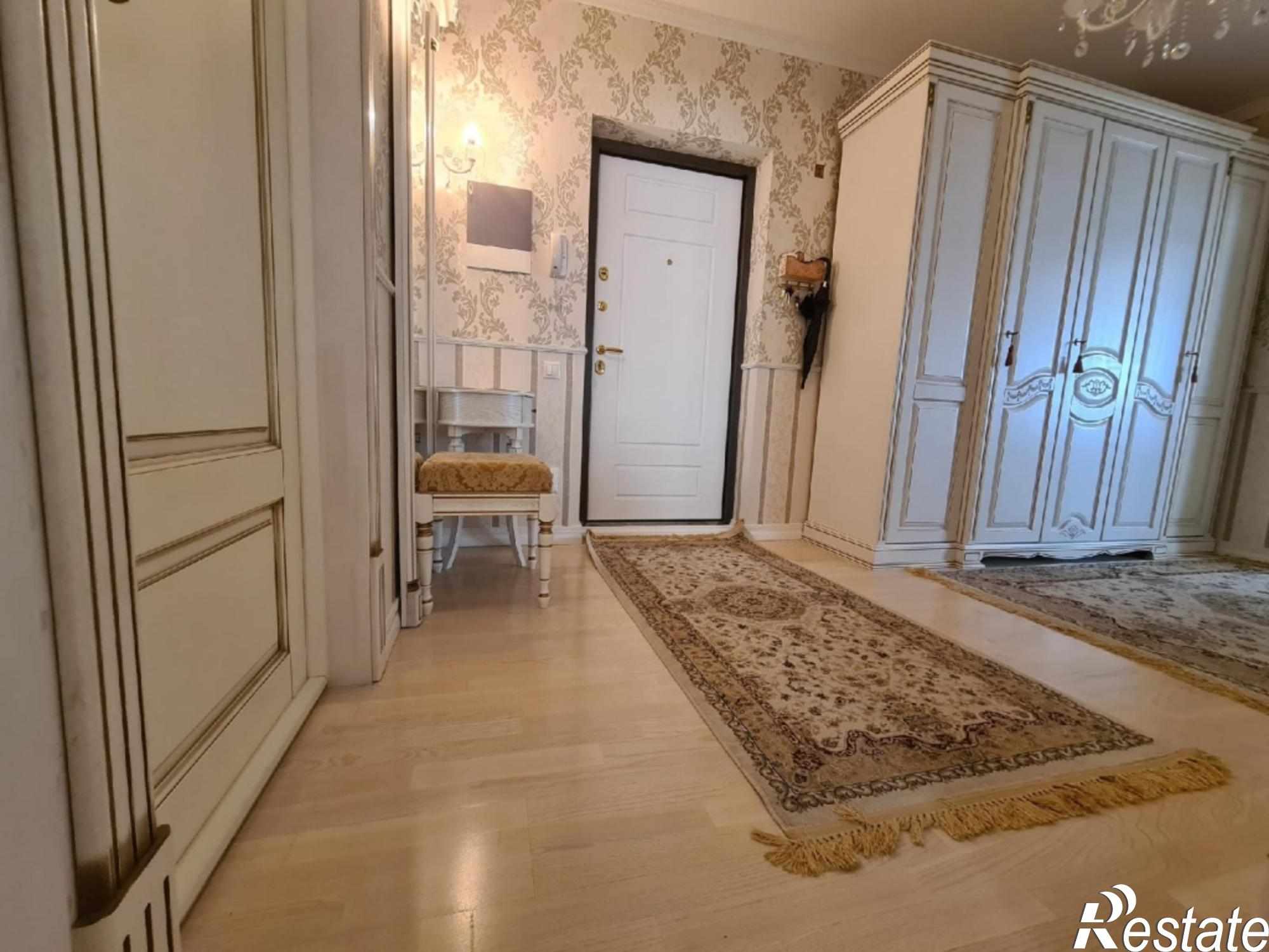 Купить квартиру за 6 400 000 рублей на Половинко ул, 280