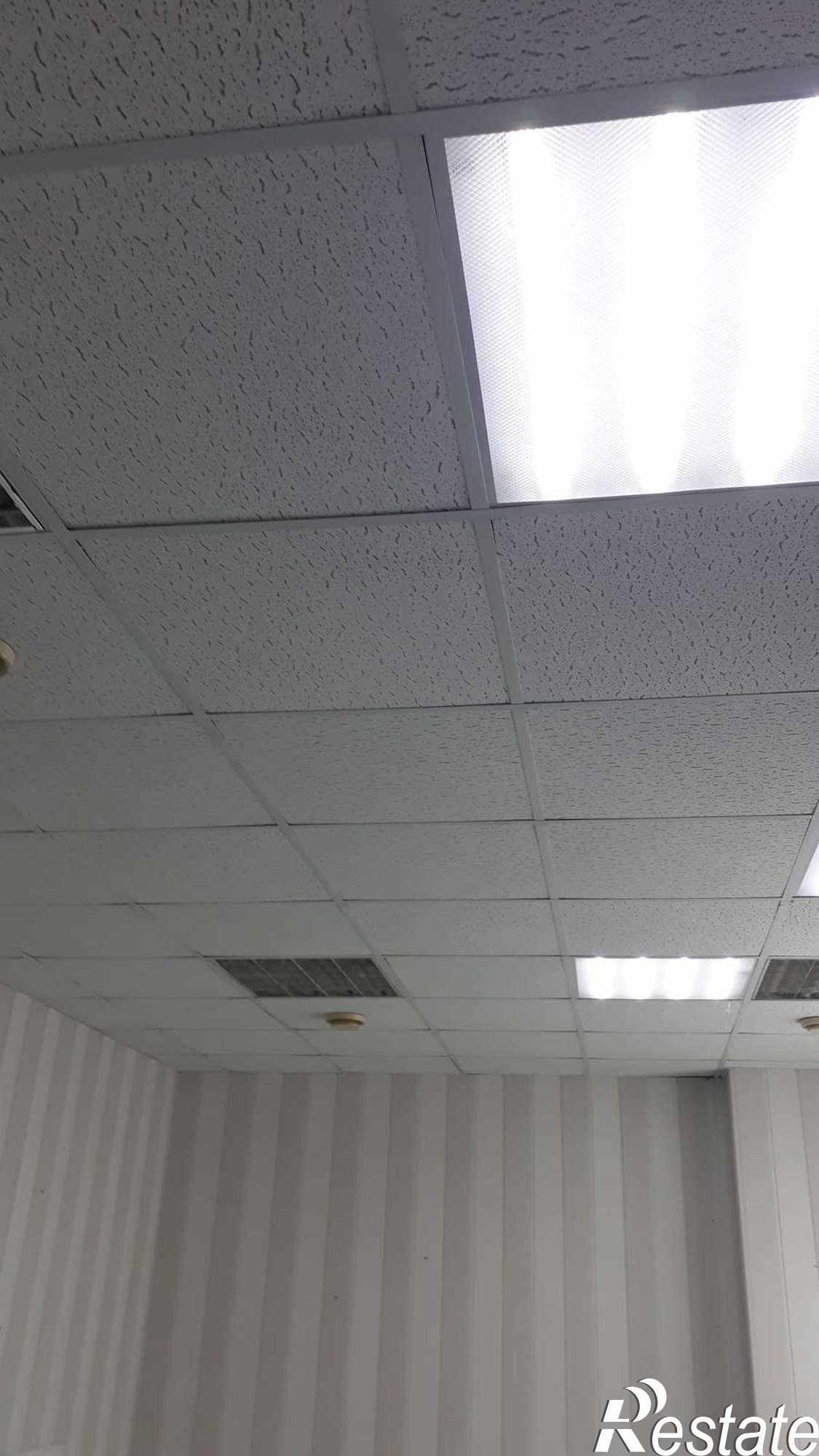 Купить офис, помещение под офис за 2 400 000 рублей на Свято-Троицкий бульвар, 17