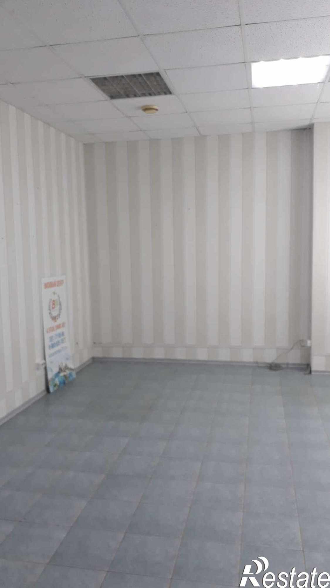 Купить офис, помещение под офис за 2 400 000 рублей на Свято-Троицкий бульвар, 17