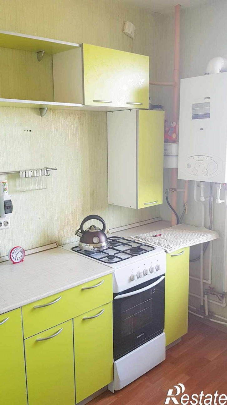 1-комн квартира Есенина улица, 58