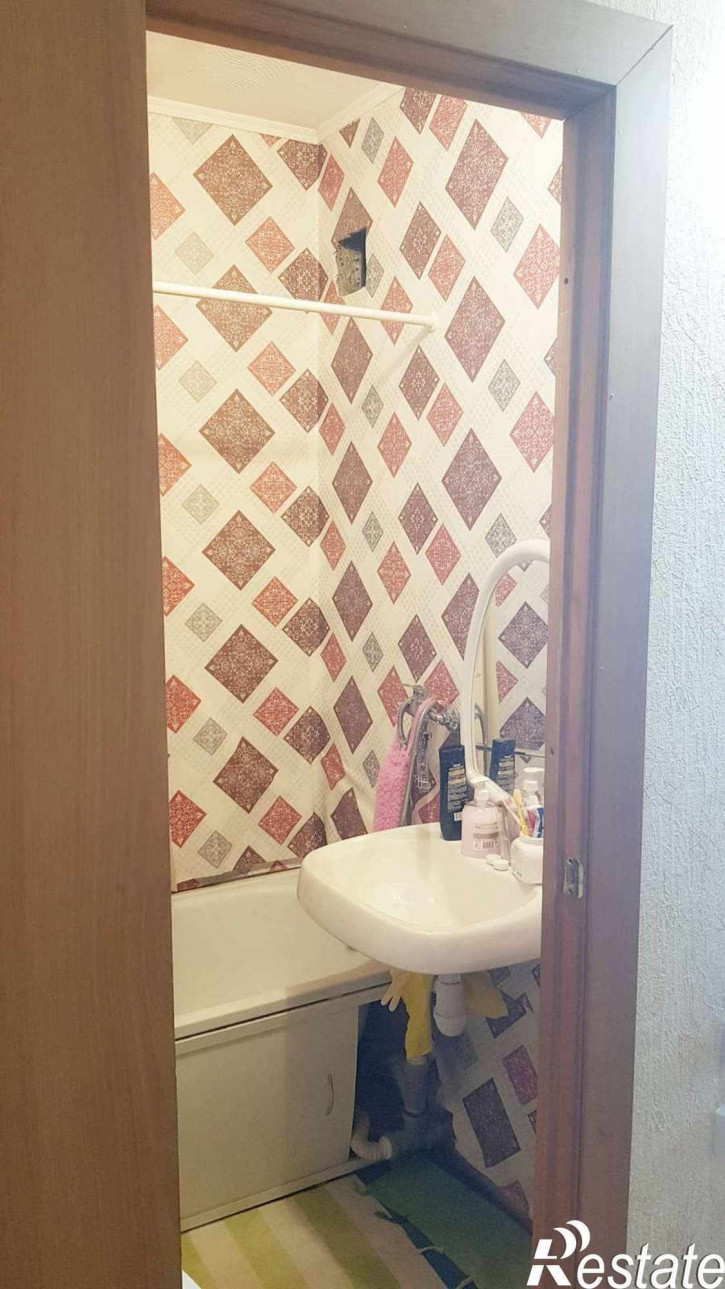 1-комн квартира Есенина улица, 58