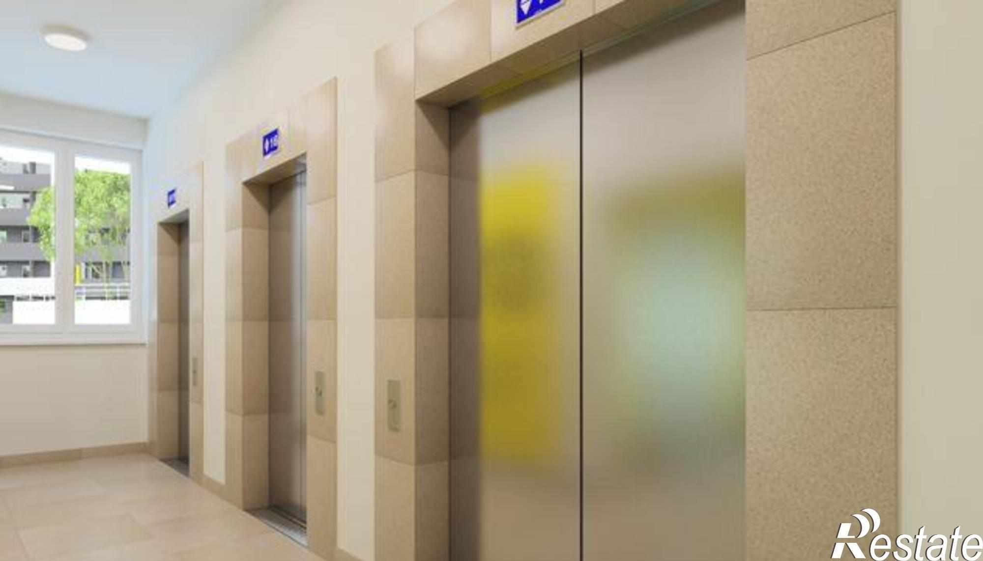 Купить квартиру за 2 210 000 рублей на улица Жмайлова, 19А