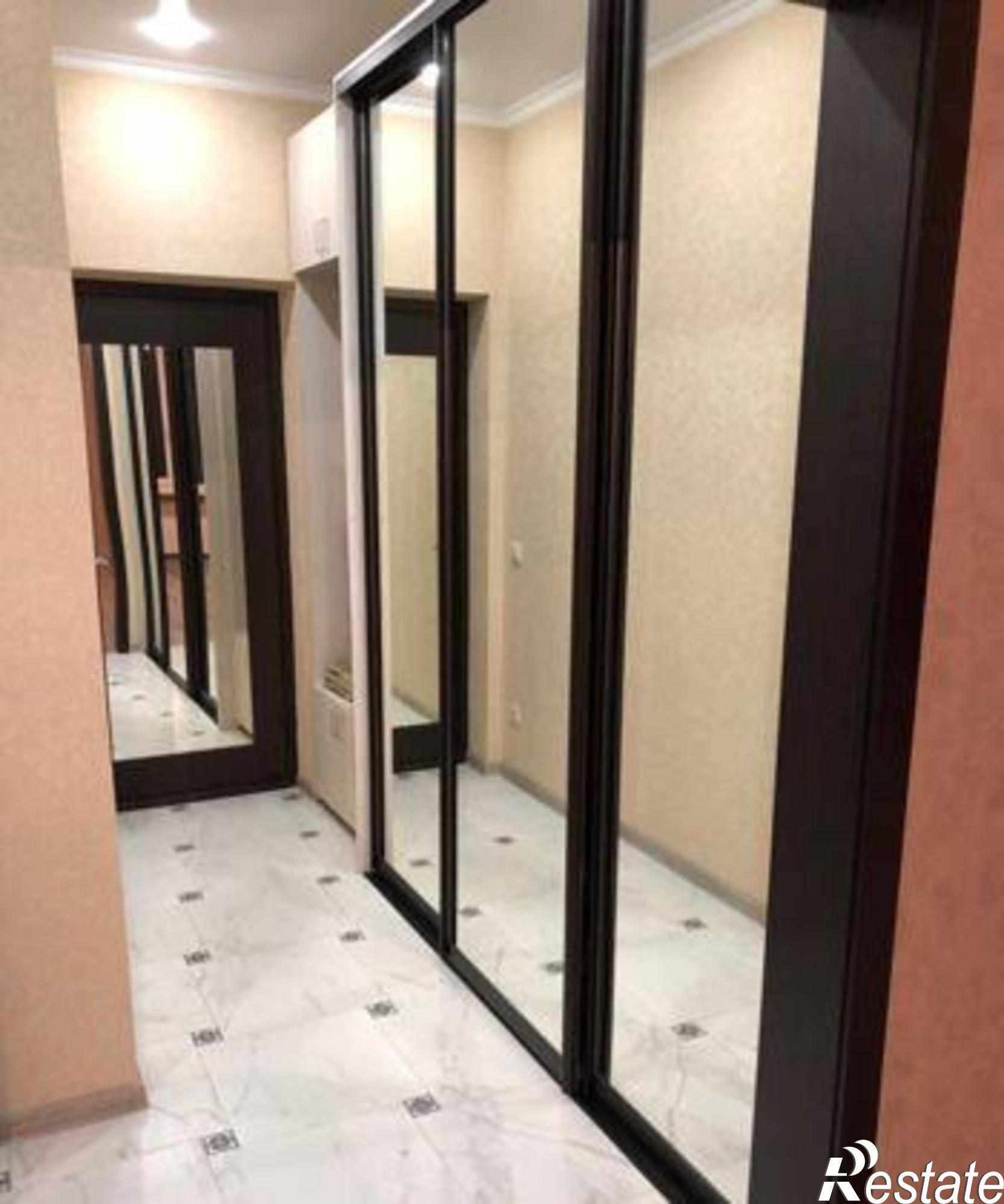 Купить квартиру за 3 380 000 рублей на улица Еляна, 54