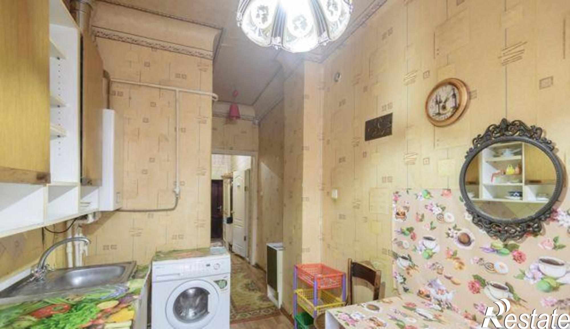 Купить квартиру за 1 690 000 рублей на улица Варфоломеева, 147