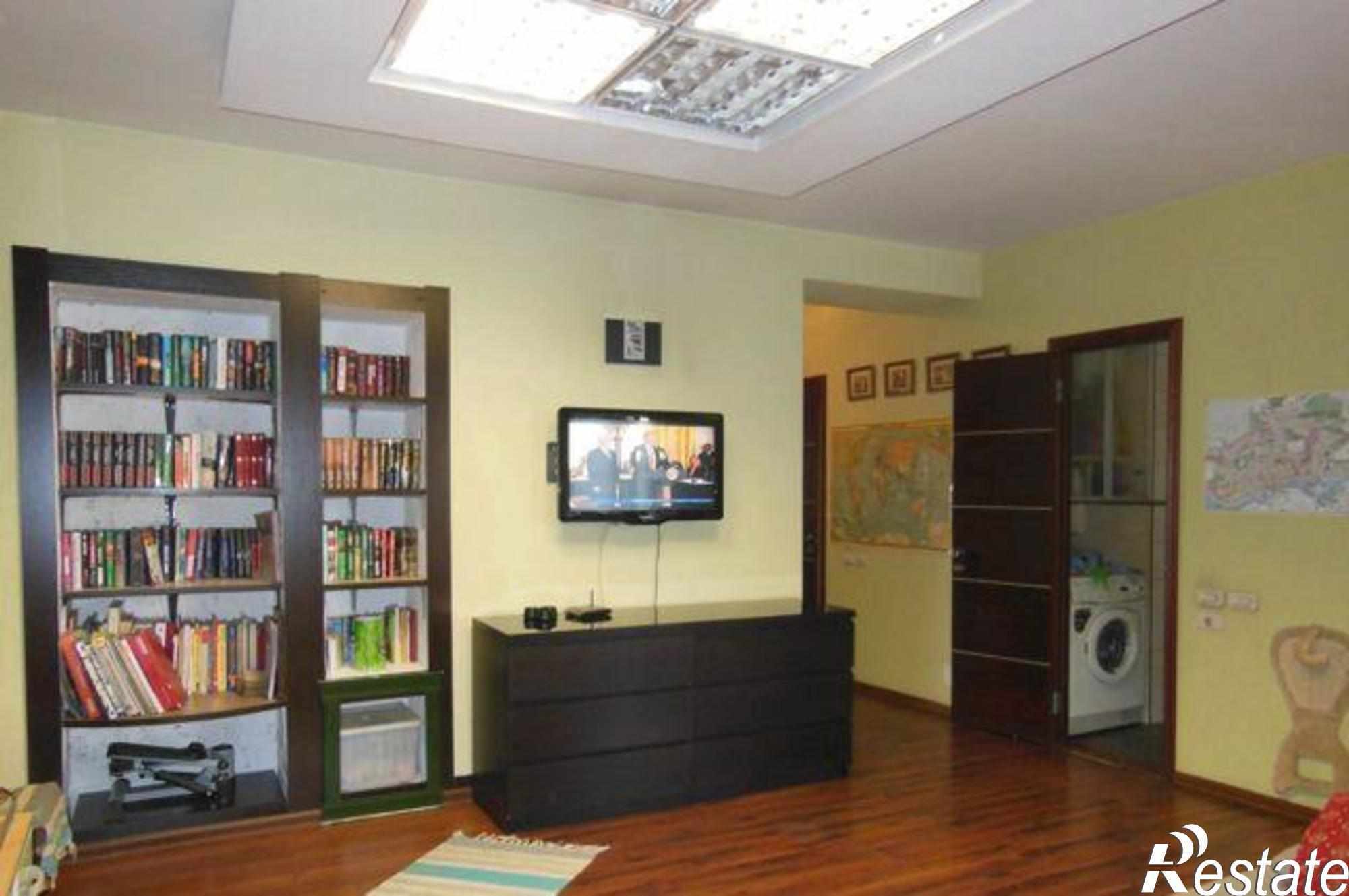 Купить квартиру за 8 370 000 рублей на Искусственная улица, 2/70