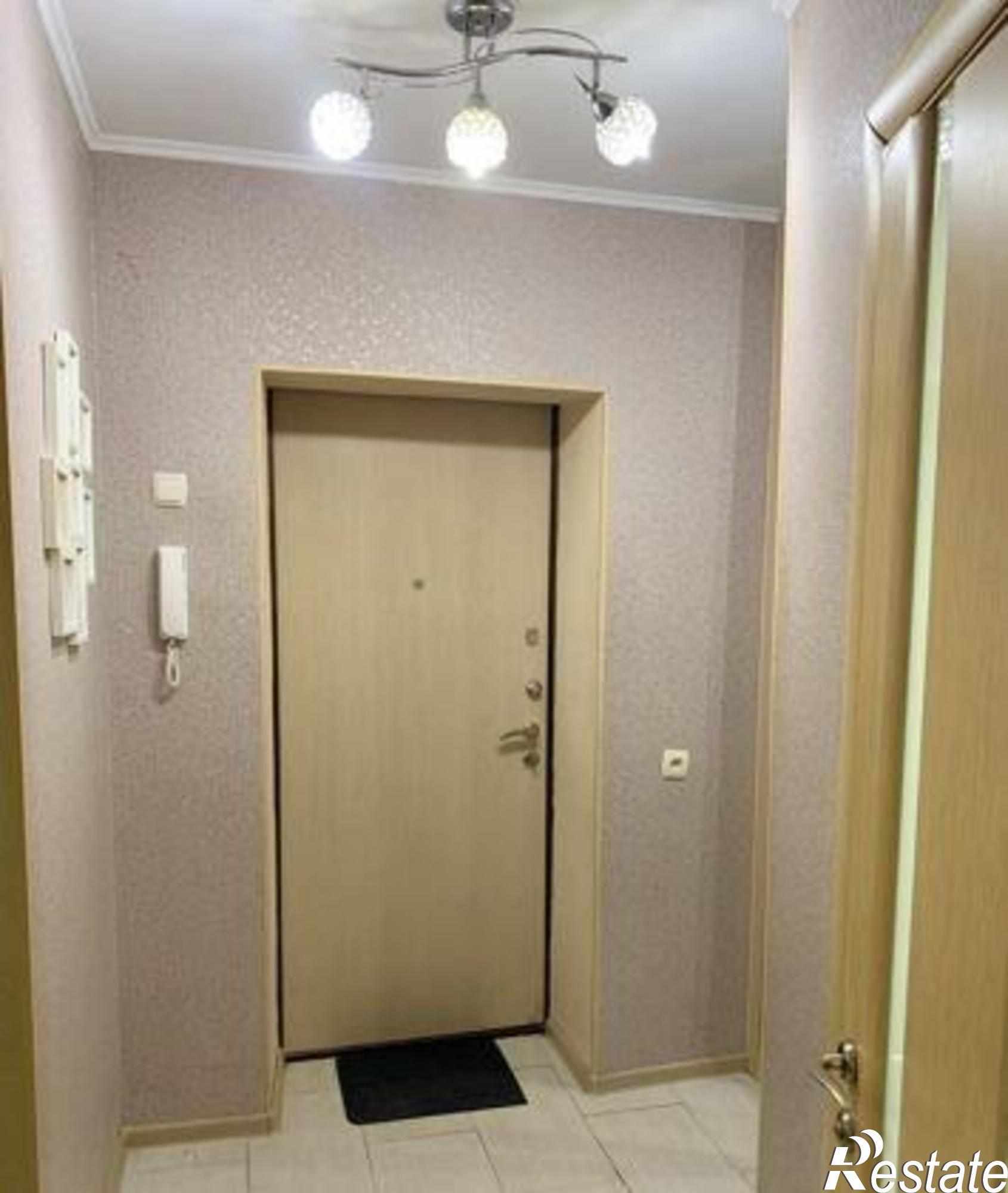 Купить квартиру за 2 350 000 рублей на Брестская улица, 9А