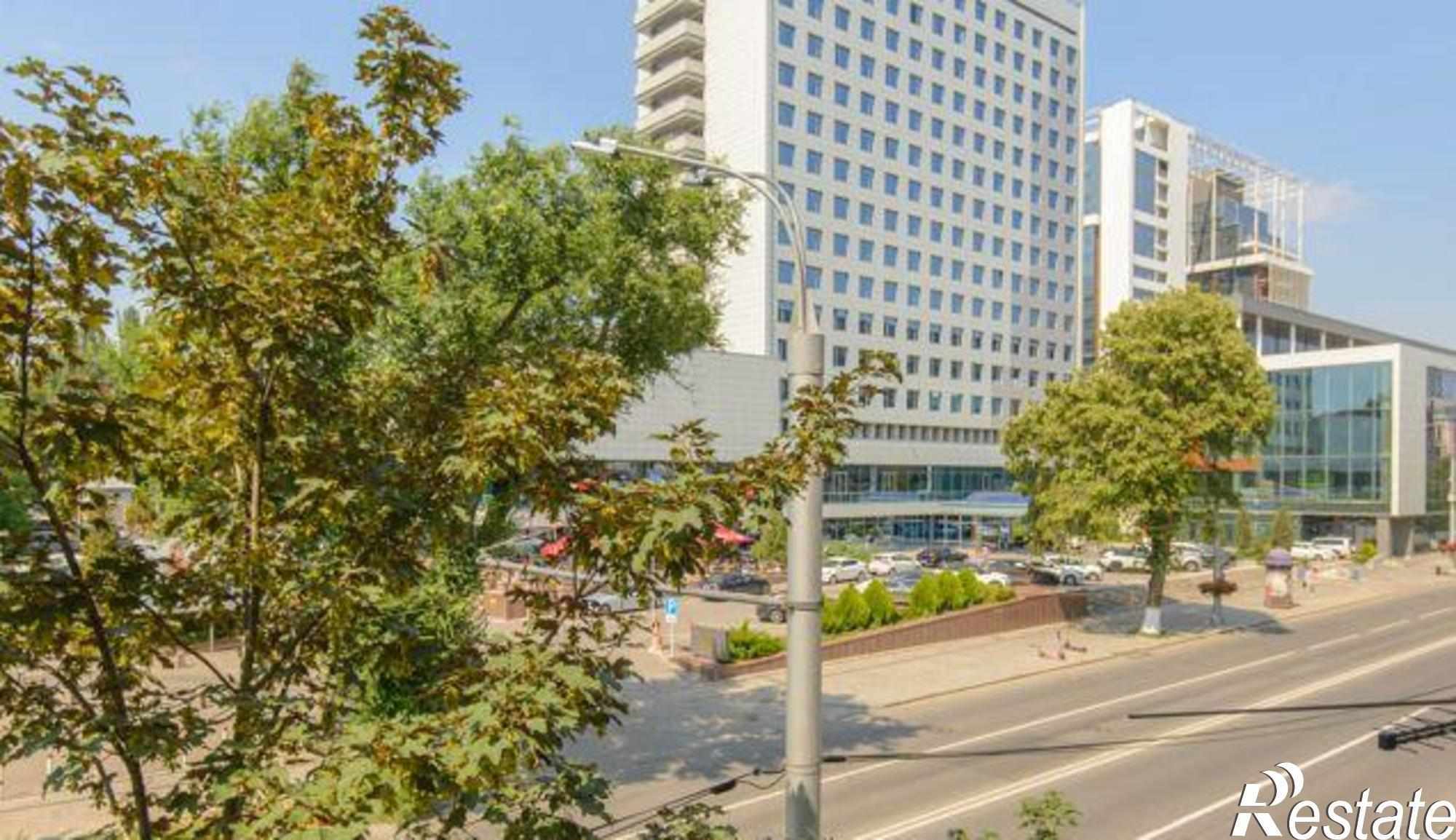 Купить квартиру за 4 230 000 рублей на Большая Садовая улица, 142/43