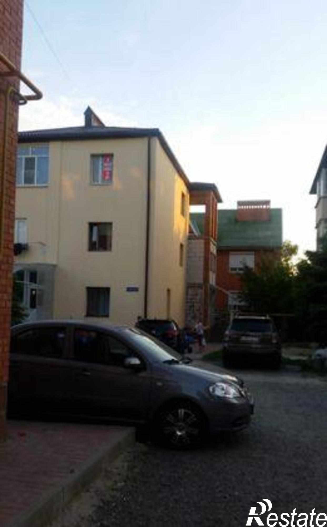 Купить квартиру за 2 400 000 рублей на улица Тружеников, 70А