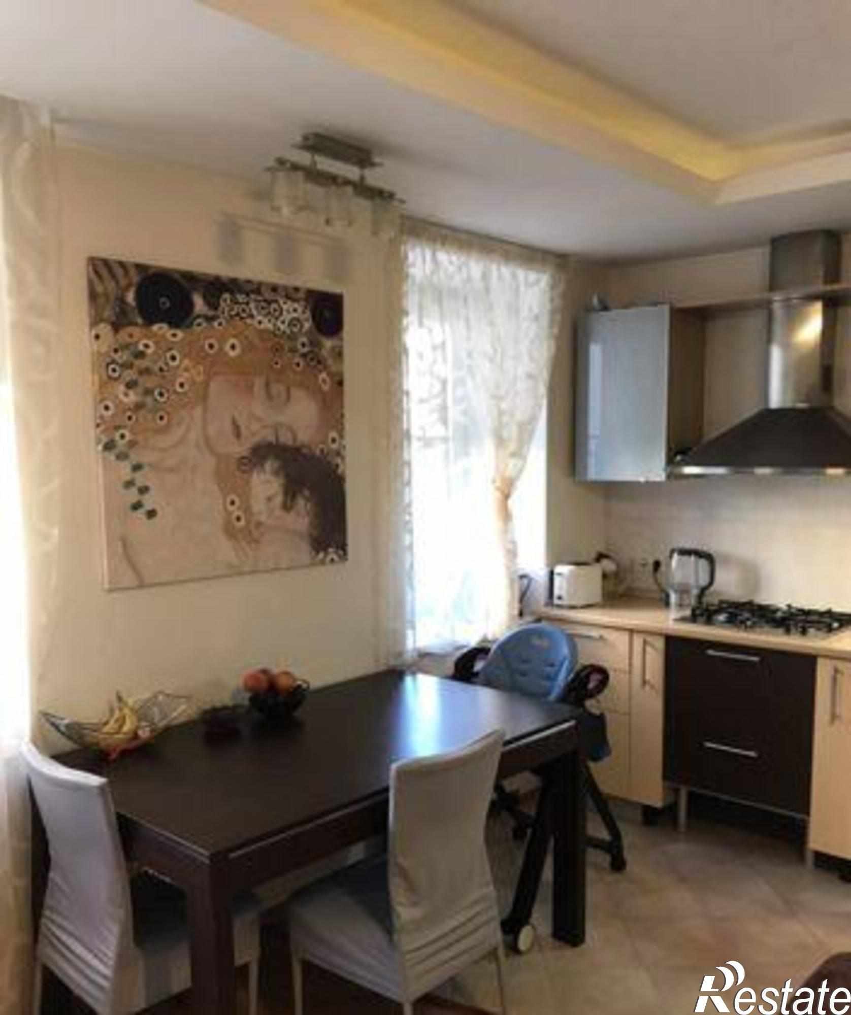 Купить квартиру за 6 010 000 рублей на улица Жмайлова, 6