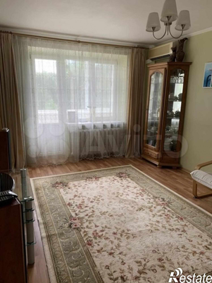 3-комн квартира Луначарского улица, 101