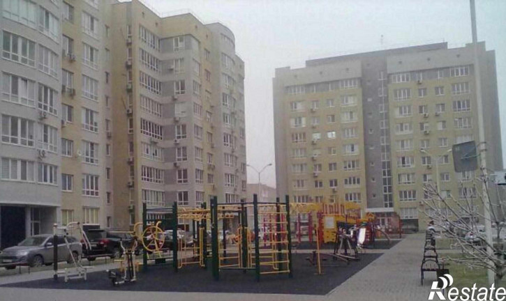 2-комн квартира улица Вересаева, 105/4