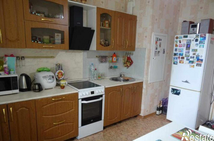 2-комн квартира улица Жданова, 1/5