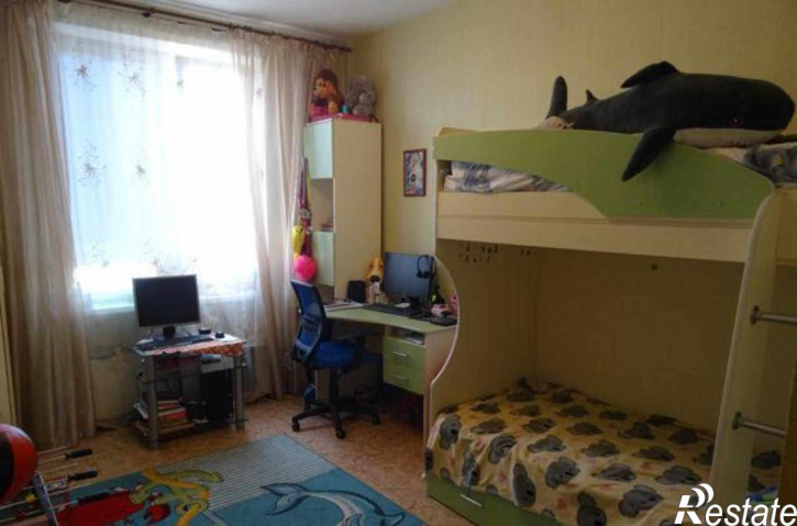 2-комн квартира улица Жданова, 1/5