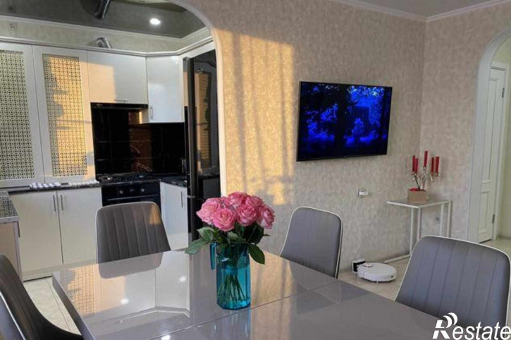 3-комн квартира Кавказский переулок, 12