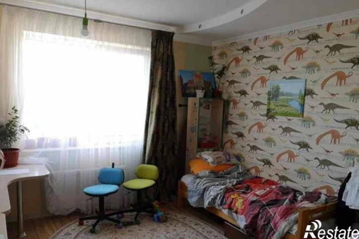 3-комн квартира переулок Островского, 100