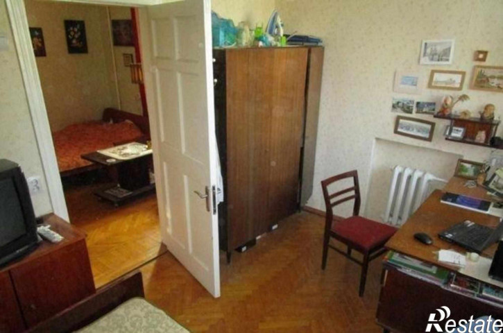 2-комн квартира улица Серафимовича, 40