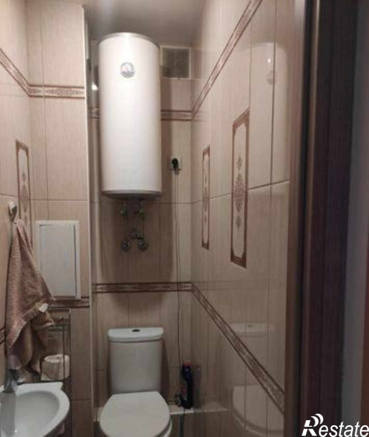 3-комн квартира улица Думенко, 13Д