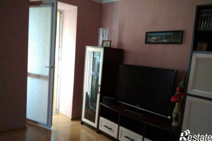3-комн квартира улица Зорге, 33/5