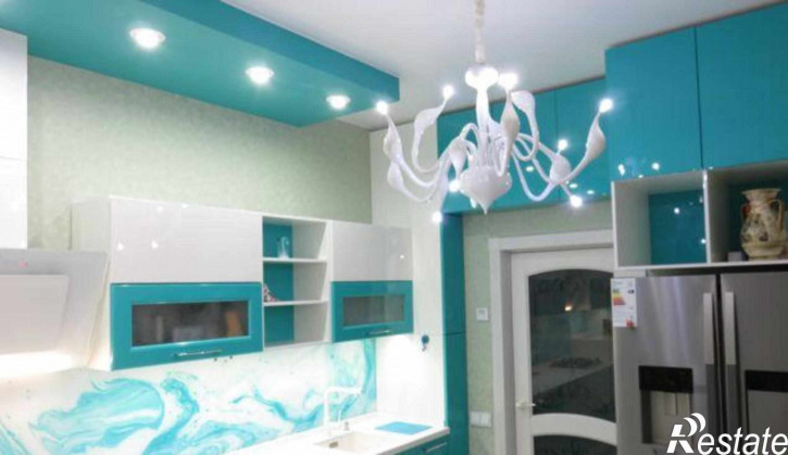 2-комн квартира проспект Космонавтов, 32Б