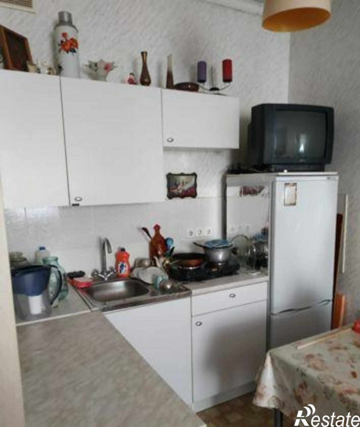 2-комн квартира улица Кржижановского, 245