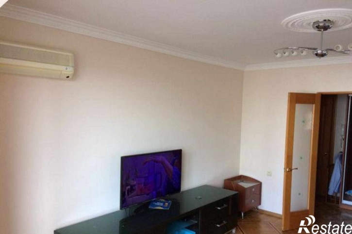 3-комн квартира Грибоедовский переулок, 2