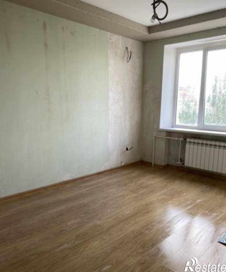 3-комн квартира улица Профинтерна, 11