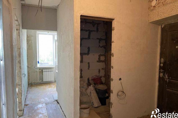 3-комн квартира улица Профинтерна, 11