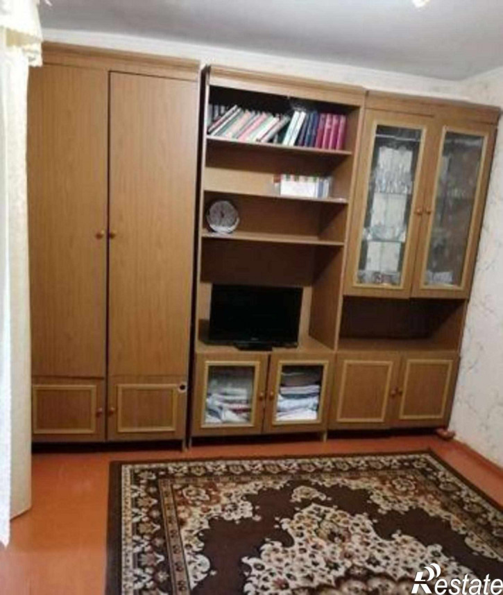 3-комн квартира улица Гусева, 44