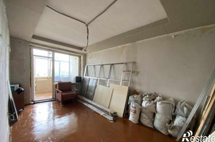 3-комн квартира улица Профинтерна, 11