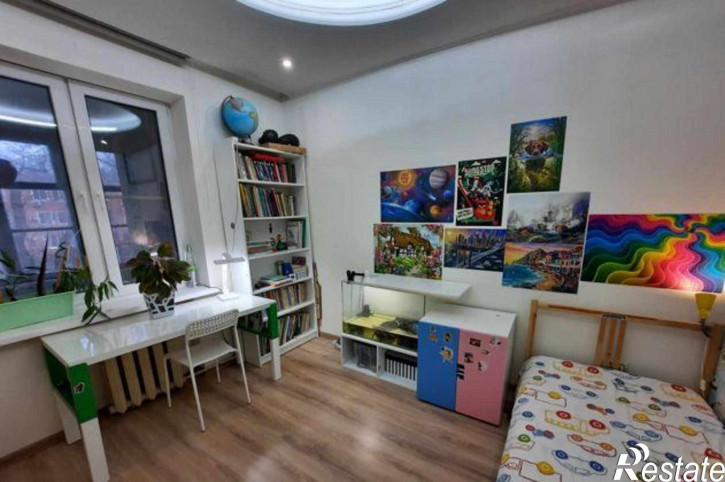 4-комн квартира Вильнюсская улица, 6