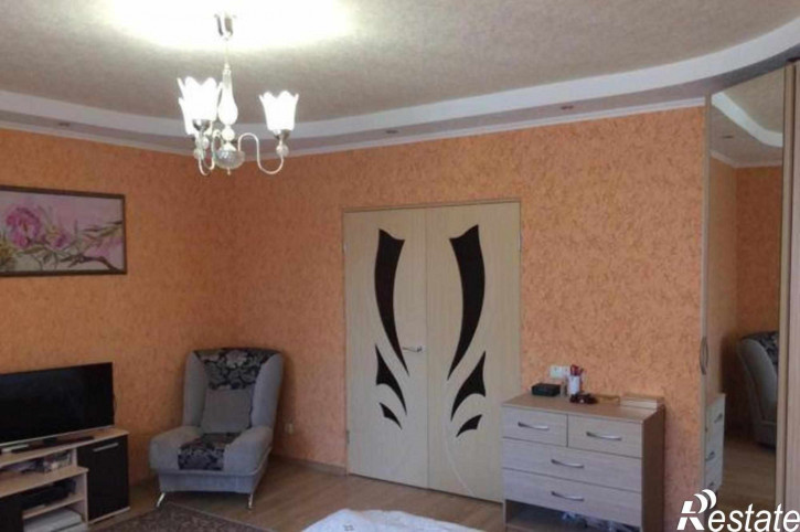 4-комн квартира Университетский переулок, 35