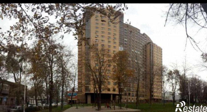 3-комн квартира улица Варфоломеева, 34