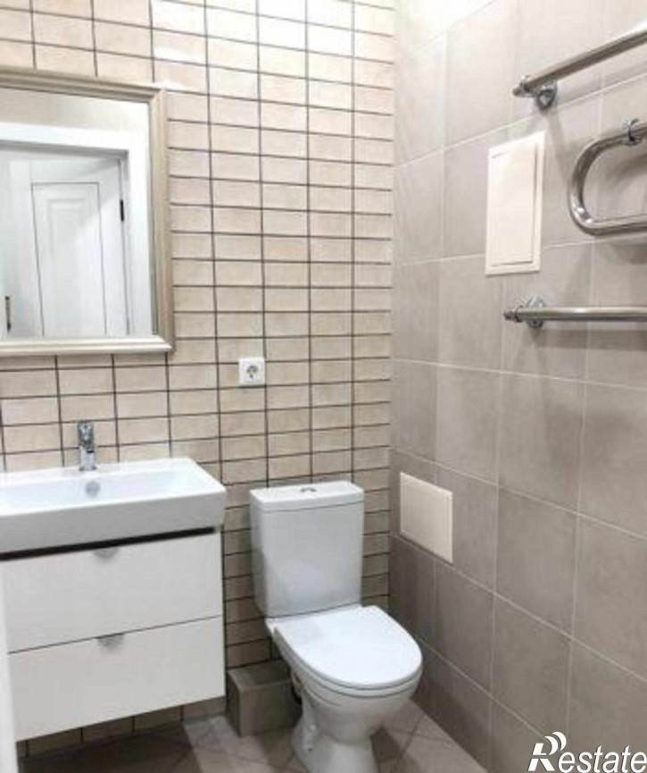 2-комн квартира Творческая улица, 9