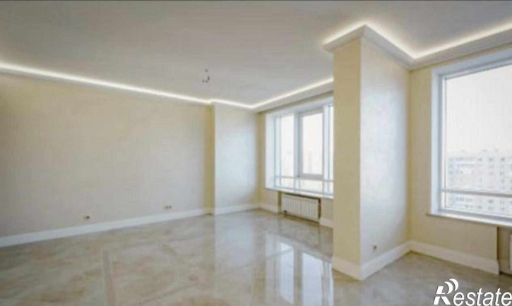 3-комн квартира в новом доме улица Шеболдаева, 95с1